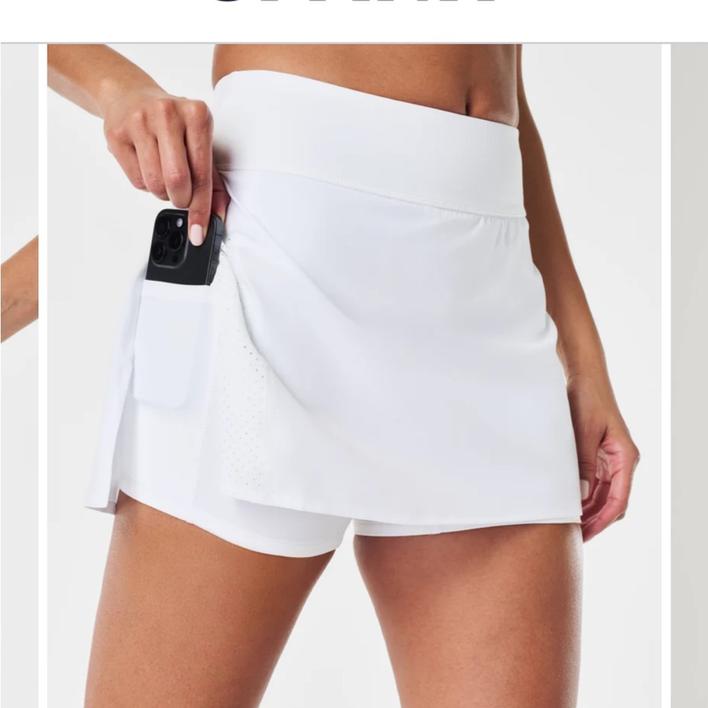 NWT Women’s Spanx Get Moving Skort, 14inch, white, medium